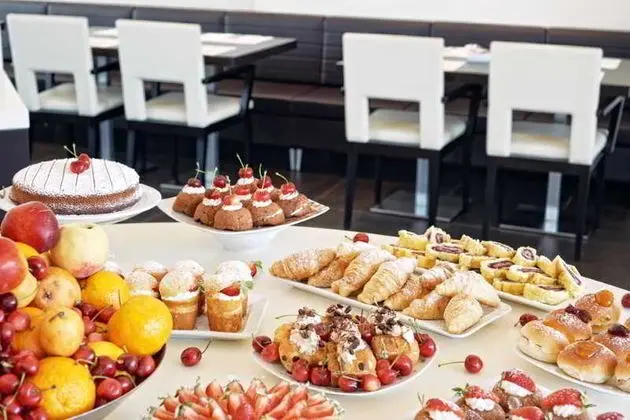 iH Hotels Roma Z3 - Yeme / İçme
