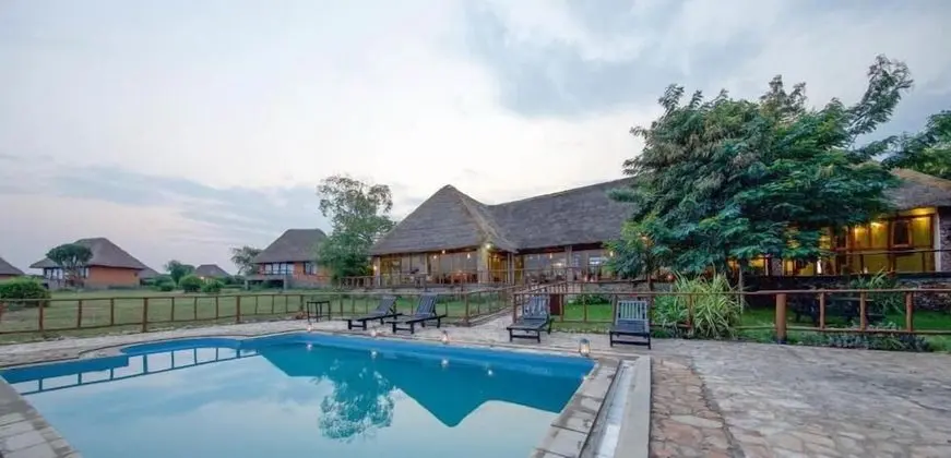Ihamba Lakeside Safari Lodge - Havuz