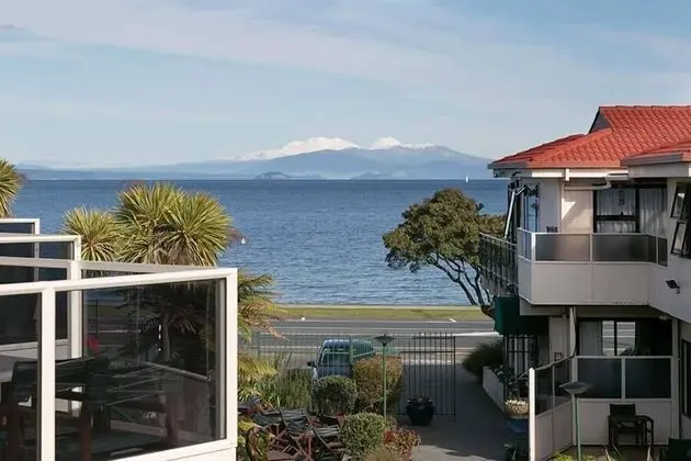 Ika Nui Taupo - Dış Mekan