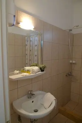 Hotel Ikaros - Banyo Tipleri