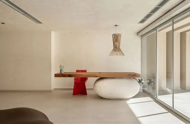 Ikaros Hotel