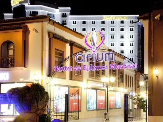 İkbal Thermal Hotel & Spa - 8
