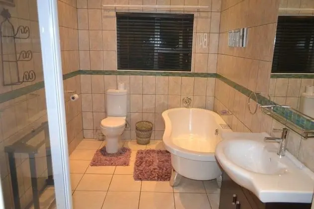 Ikhanda Guesthouse - Banyo Tipleri