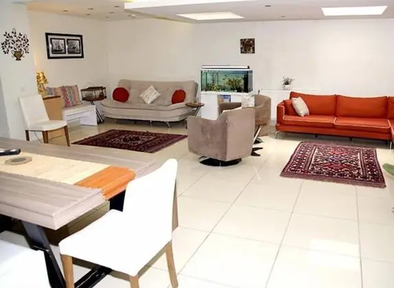 İkiz Palmiye Kız Öğrenci Pansiyonu - Caters to Women - Hostel - İç Mekan