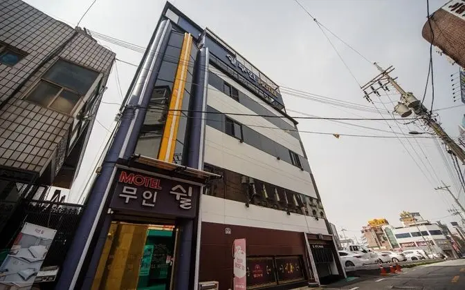 Iksan Hotel Shwil