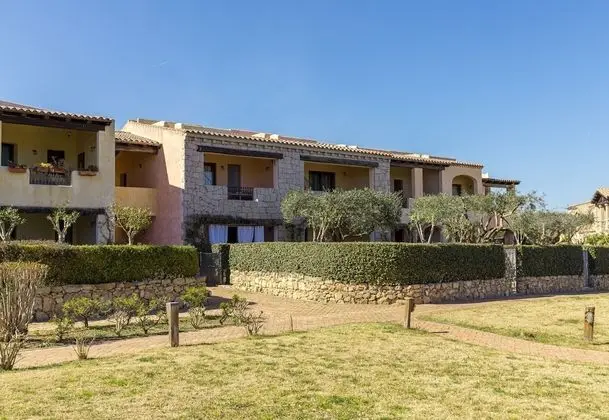 Il Borgo B5 700 Mt From the Beach