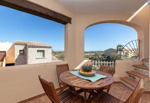 Il Borgo Ben 700mt From The Beach