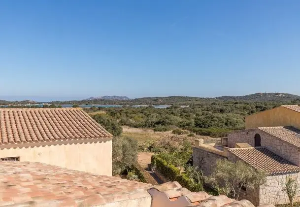 Il Borgo D10 700mt From The Beach