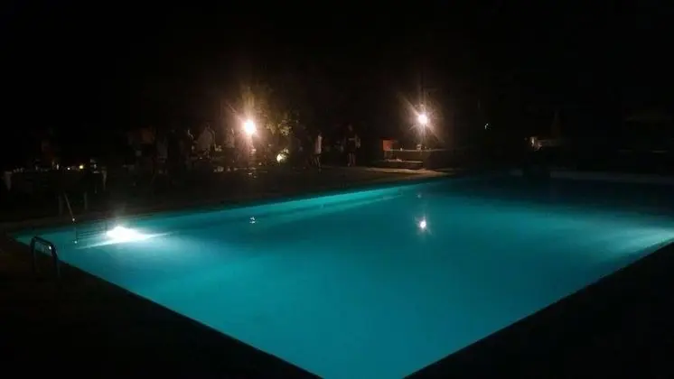 Il Borgo di Faeta - Havuz