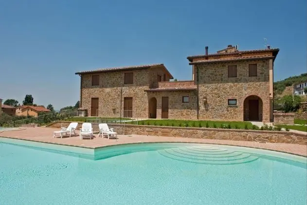 Il Borgo sul Lago - Öne Çıkan Resim