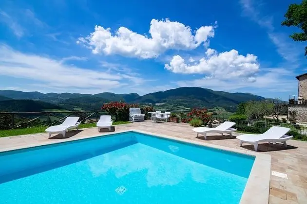 Il Castello di Perchia