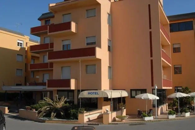Hotel Il Delfino - Dış Mekan
