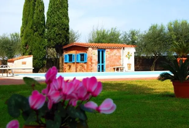 Il Giardino dei Pini - Havuz