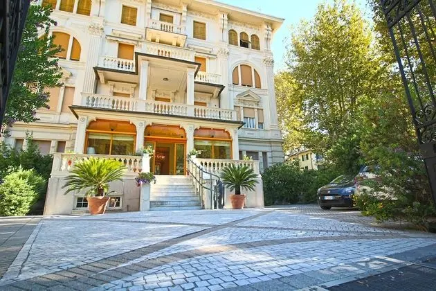 Il Giardino di Albaro - Öne Çıkan Resim