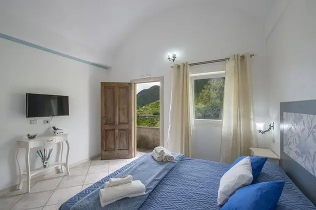 Il Mandorlo - Oda