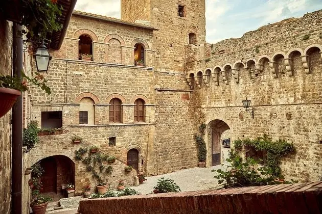 Il Mastio di Spedaletto Relais - Öne Çıkan Resim