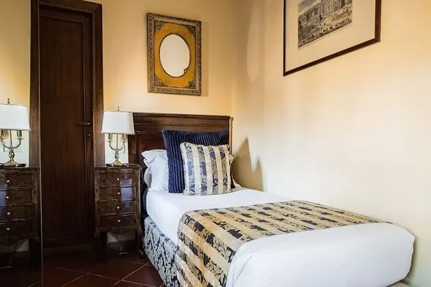 Il Monastero Collection - Oda