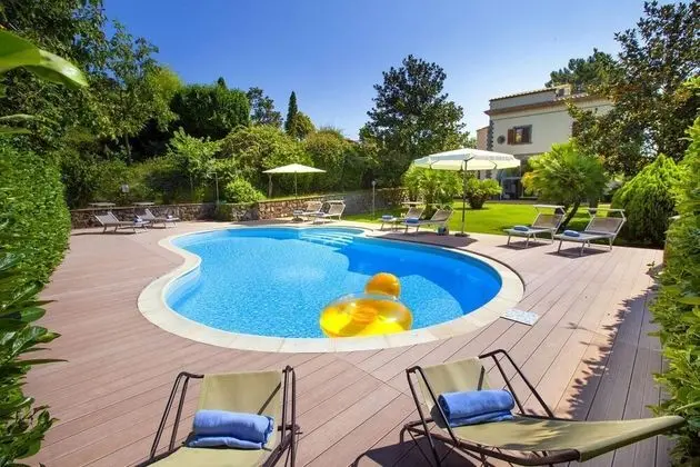 Villa Il Pino With Private Pool Garden BBQ Parking - Oda