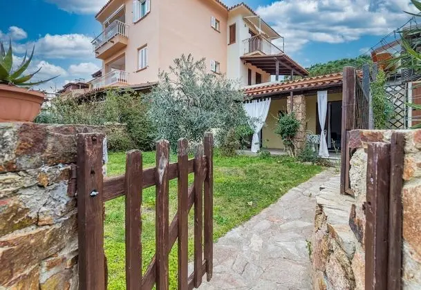 Il Vecchio Faro Piras 150mt From The Sea