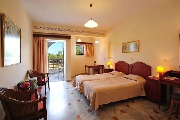 Ilaria Hotel - Genel