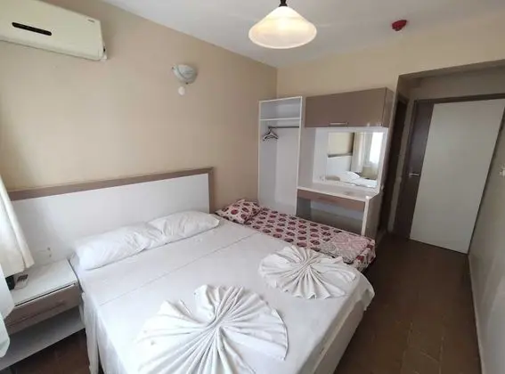 İleri Otel Gümüldür