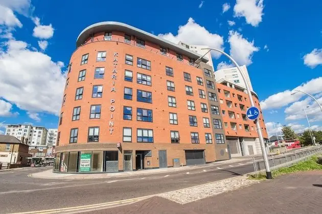 Ilford Tower Apartments - Dış Mekan