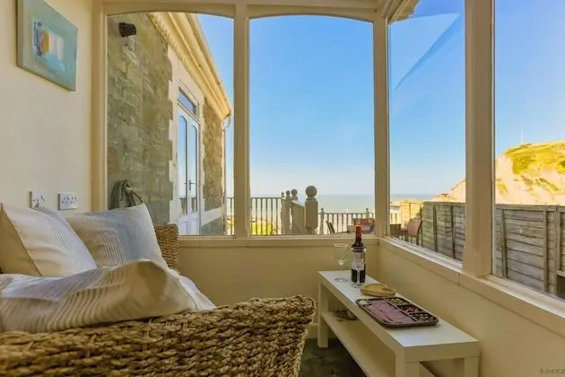 Ilfracombe Raphael 2 Bedrooms - Oda