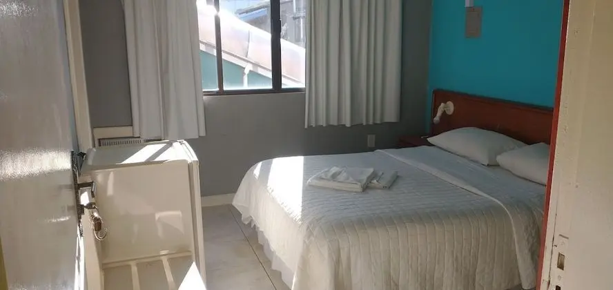 Ilha Azul Hospedagem - Oda
