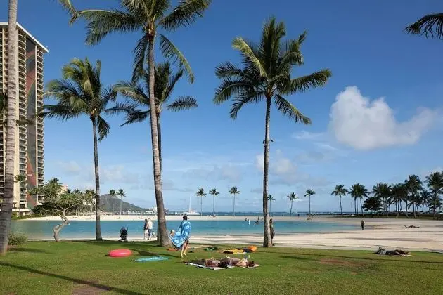 Ilikai Hotel & Luxury Suites - Plaj