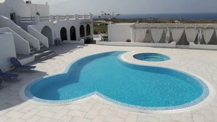 Villa Iliovasilema Santorini
