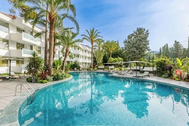 Hotel Illa D'Or - Havuz