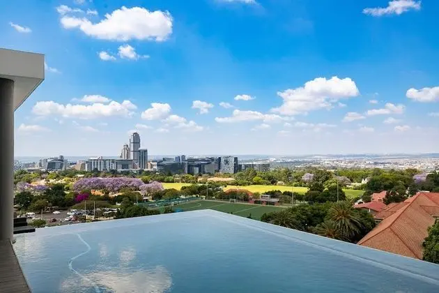 Illovo Central Apartments - Havuz
