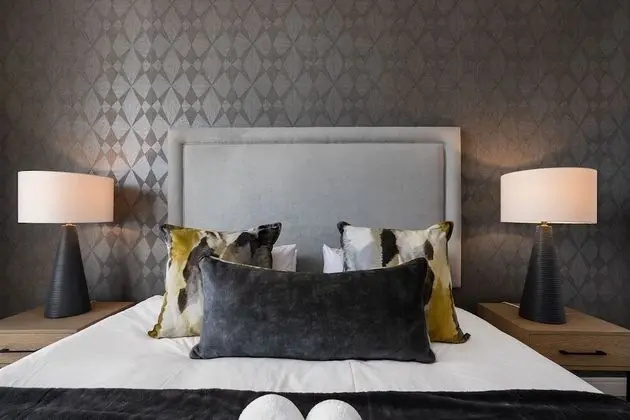 Illovo Central Apartments - Oda