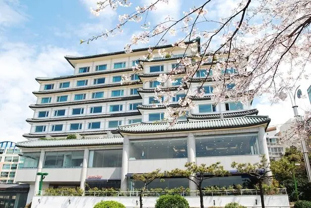 Hotel Illua