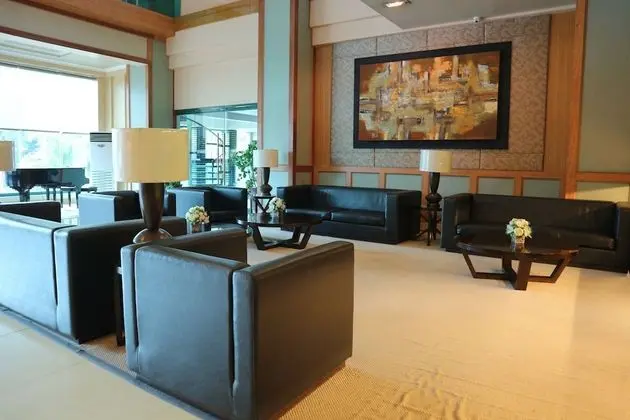 Iloilo Business Hotel - Lobi
