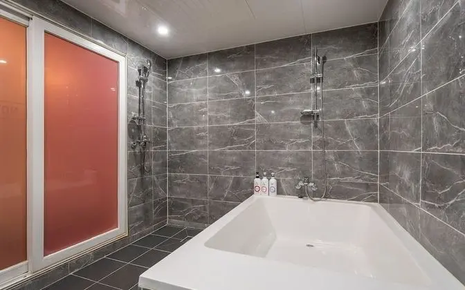 Ilsan Tanhyeon Valentine