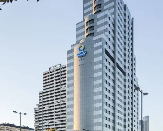 Hotel ILUNION Valencia 3 - Dış Mekan