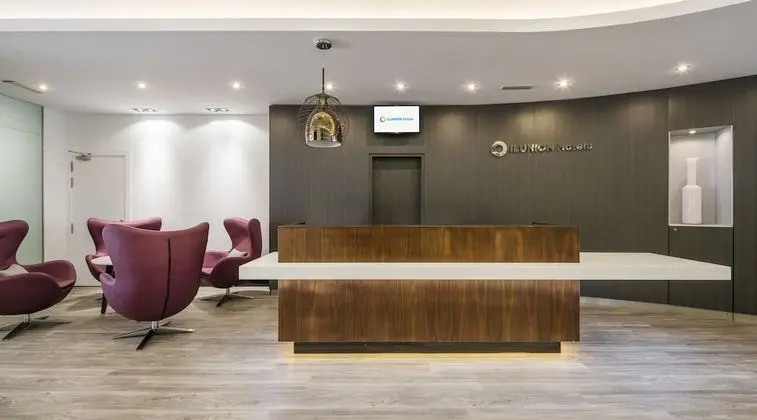 Hotel ILUNION Valencia 3 - Lobi