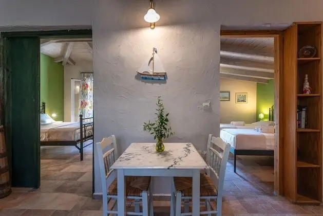 Ilyessa Cottages - İç Mekan