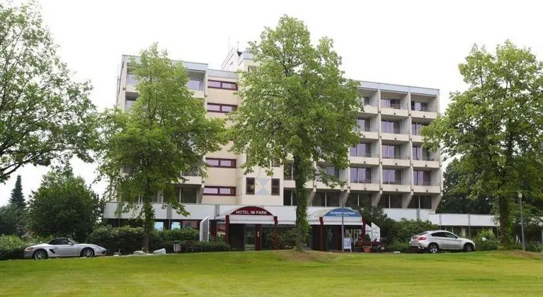 Hotel im Park
