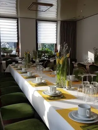 Hotel Im Winkel - Yerinde Yemek