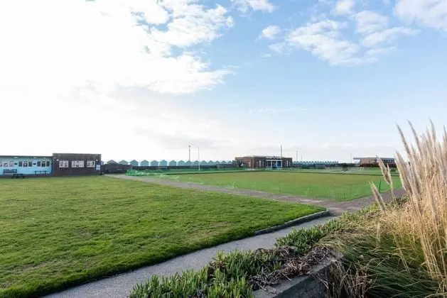 Immaculate 1-bed Apartment on Hove Seafront - Dış Mekan