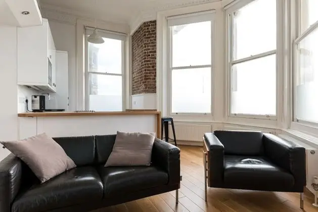 Immaculate 1-bed Apartment on Hove Seafront - Öne Çıkan Resim