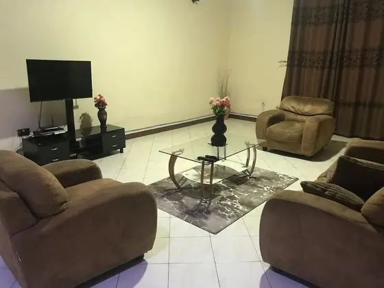 Immaculate 2-bed Apartment in Kampala - Oda Düzeni