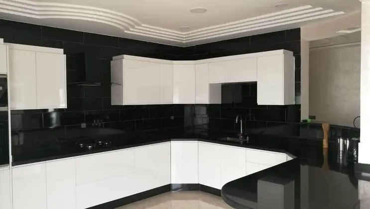 Immaculate 2-bed Apartment in Marina Saïdia - Mutfak