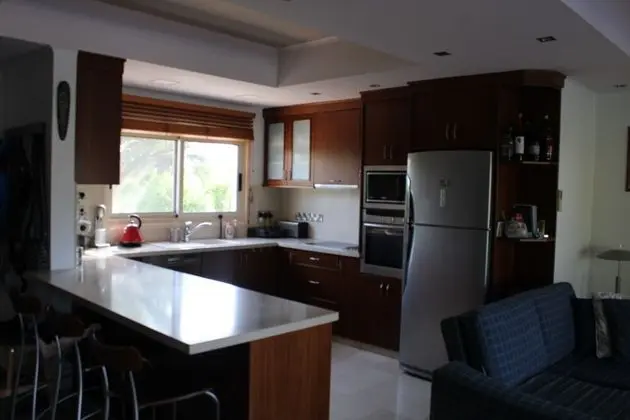 Immaculate 3-bed House in Pentakomo - Mutfak
