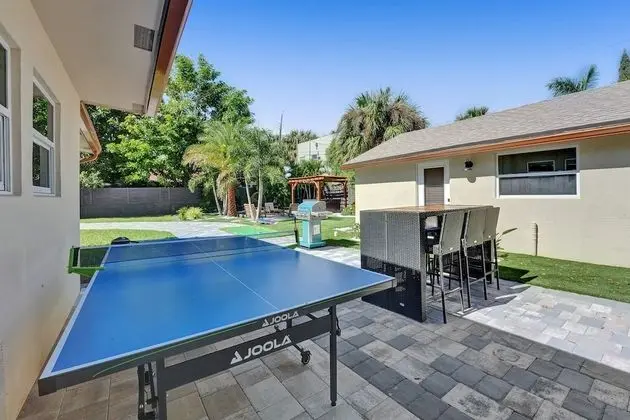 Immaculate 3-bed House in West Palm Beach - Dış Mekan