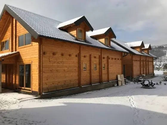 Immaculate 4-bed Cottage in Kolasin / Montenegro - Dış Mekan