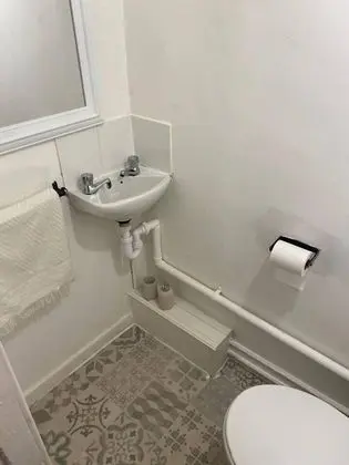 Immaculate 4-bed House Near Anfield and Everton FC - Banyo Tipleri