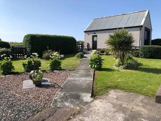 Immaculate 4-bed House Outside Stornoway - Dış Mekan